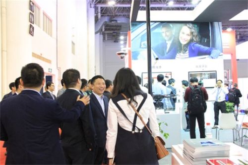 大华股份亮相第19届中国高速公路信息化研讨会暨技术产品展示会
